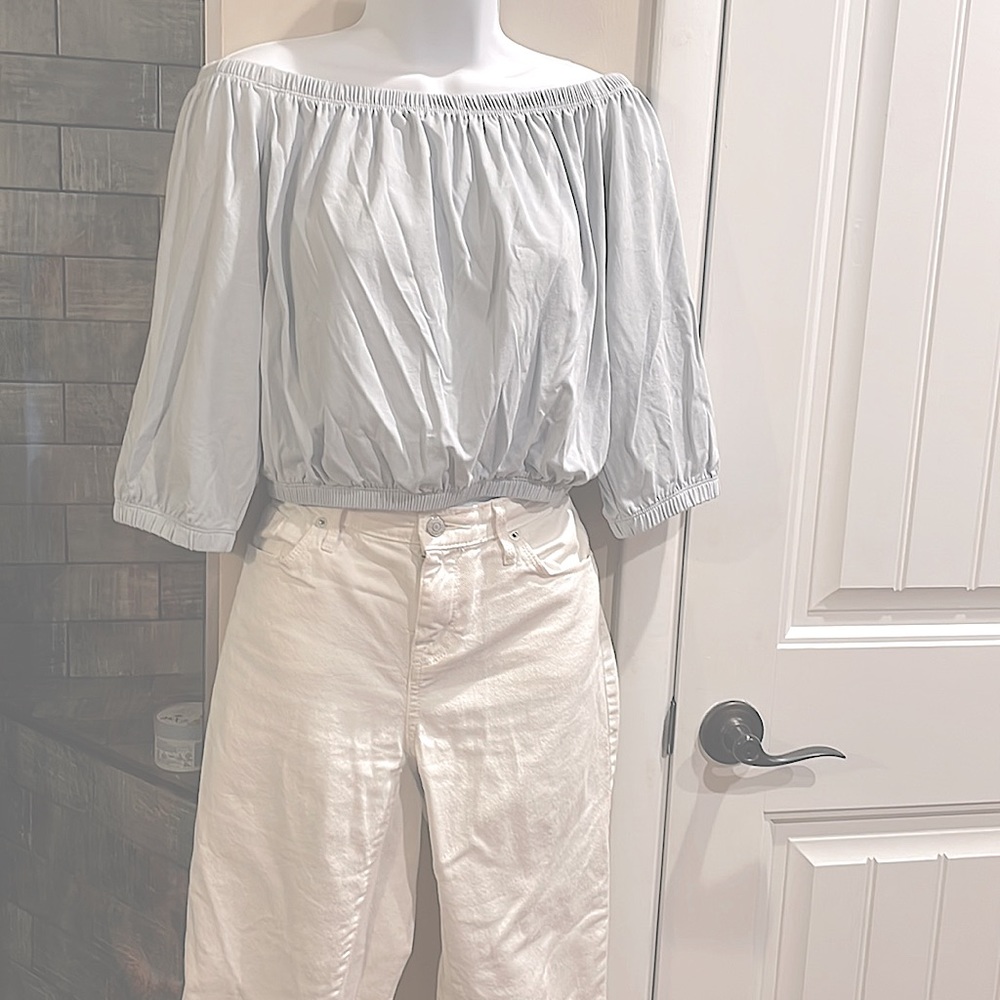 NWT—Banana Republic Over the Shoulder Crop Top